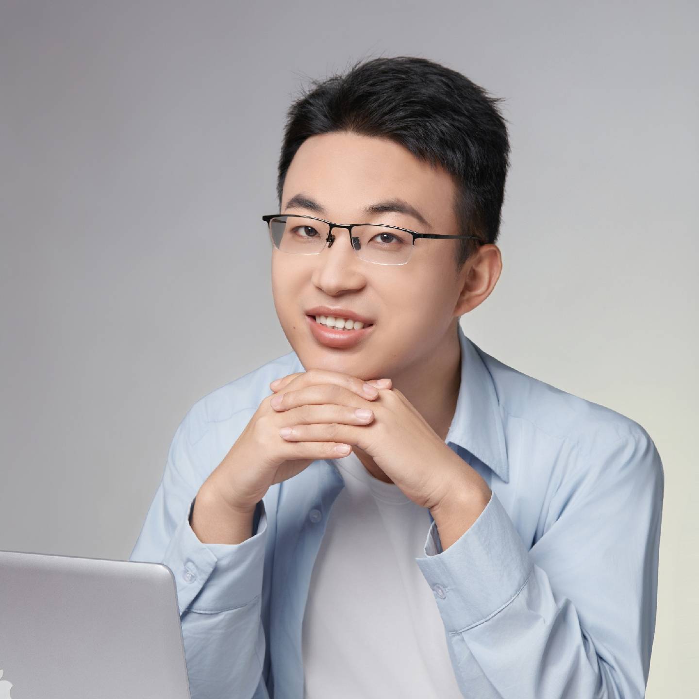 Feng Li (李锋)
